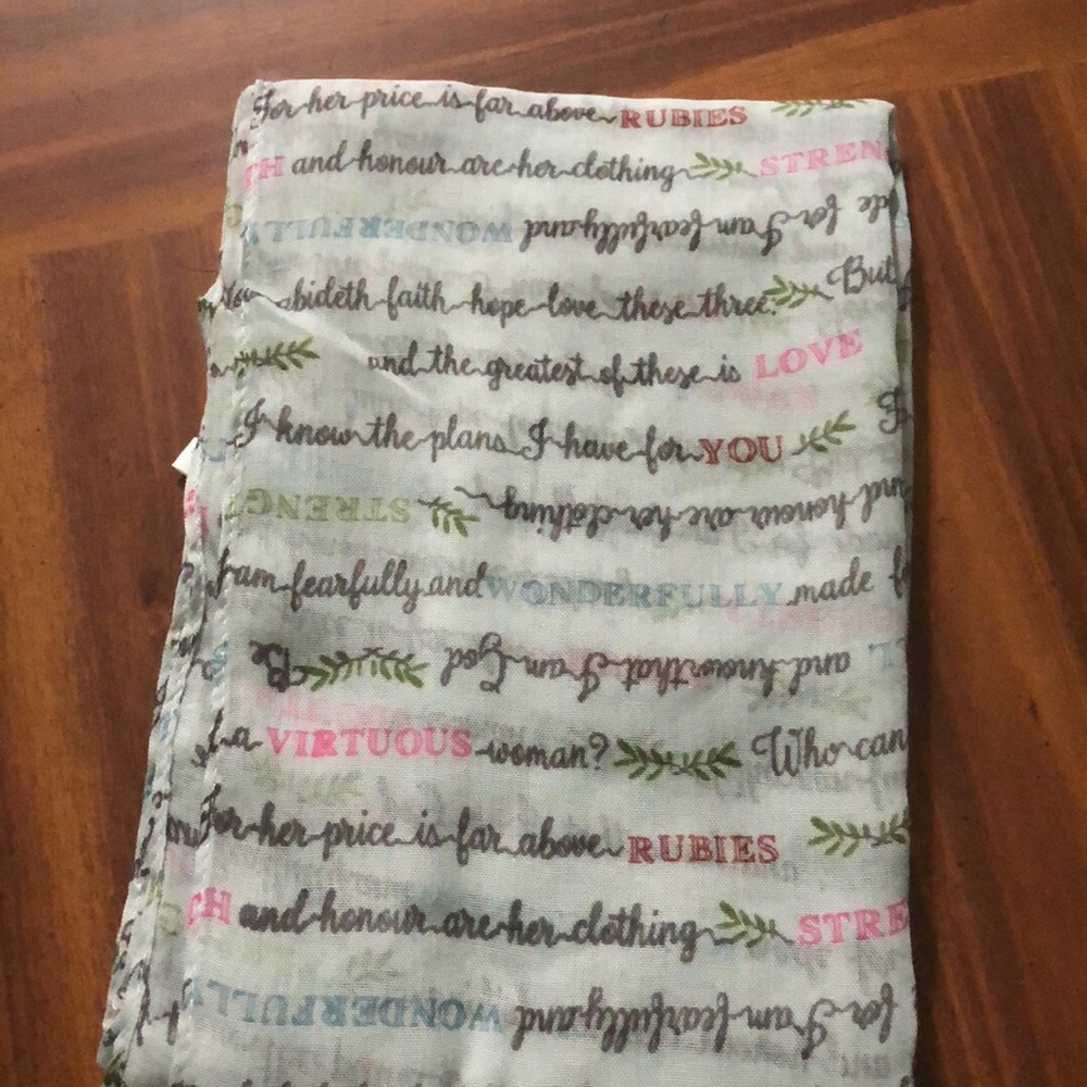 Thirty Scarves - Picture 4 of 4